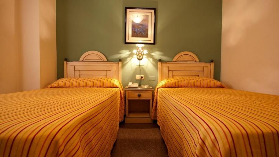 Hotel Los Bartolos Алама-де-Мурсія Номер фото